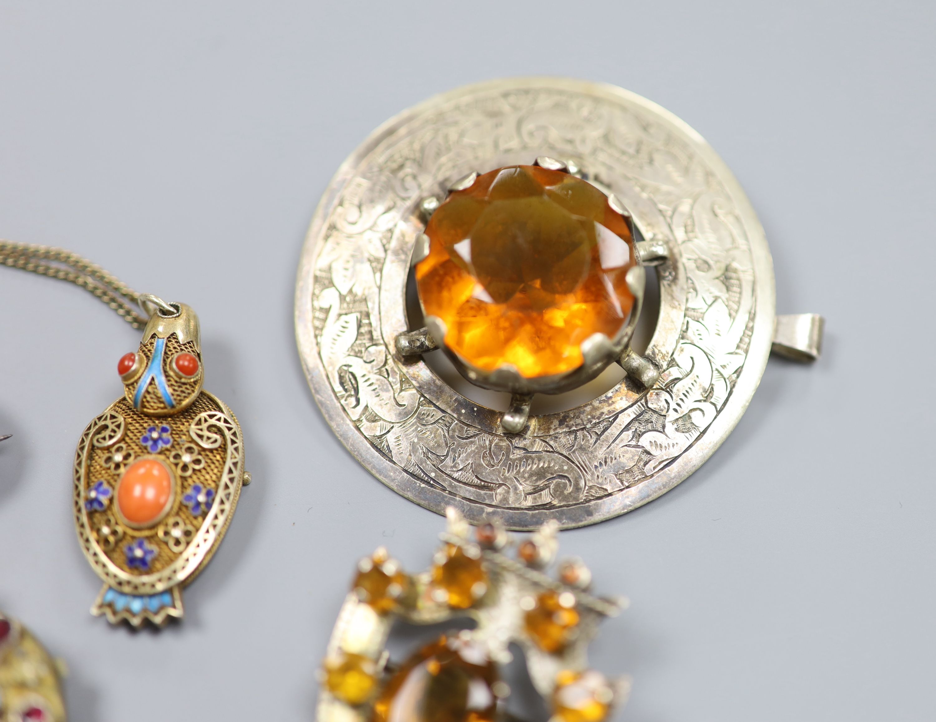 A Chinese filligree gilt white metal, coral and enamel set stylised duck locket, 41mm and other items.